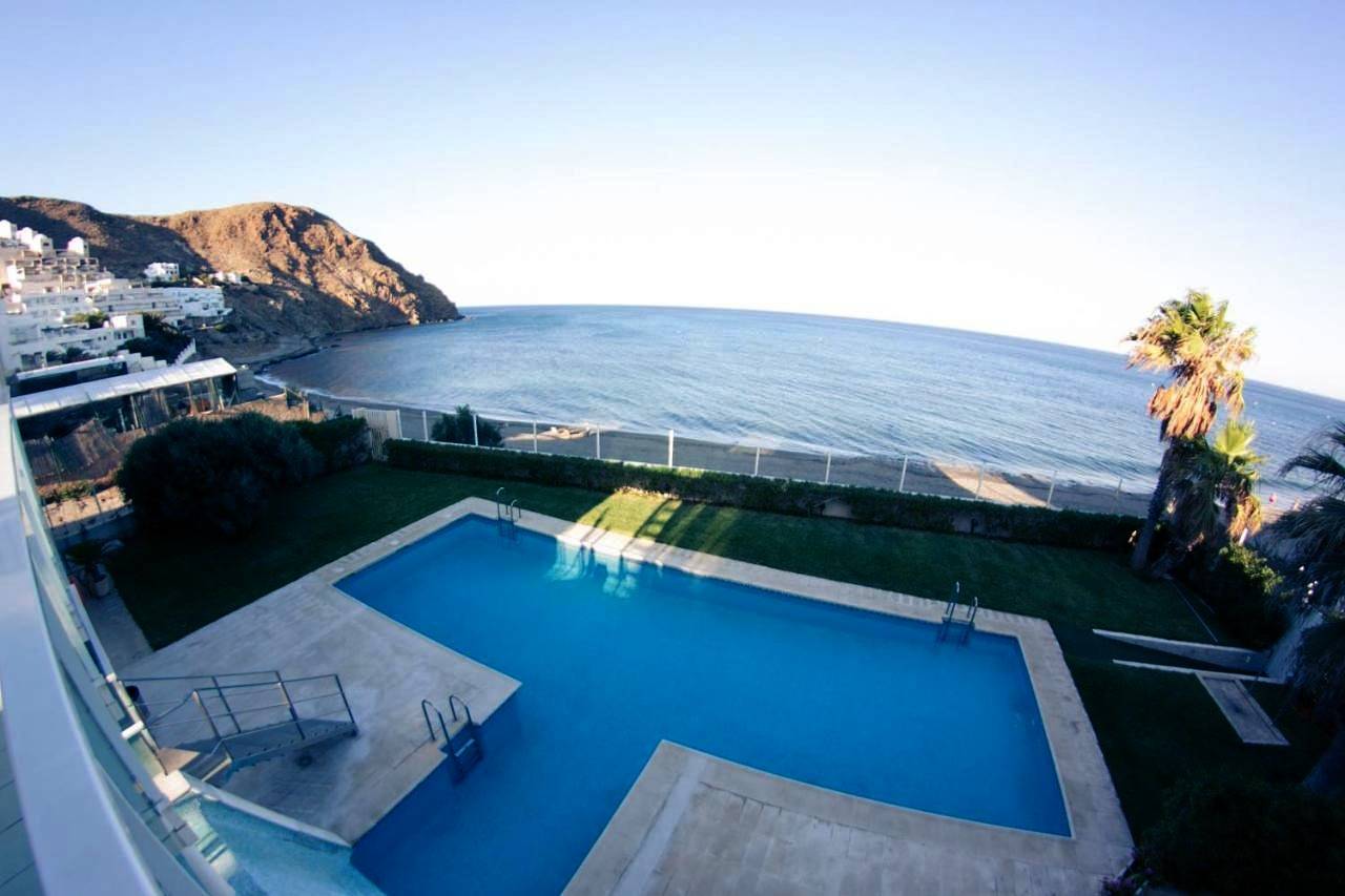Apartamento entero, Two-Bedroom Apartment in Playa de los Barquicos (Carboneras), Carboneras