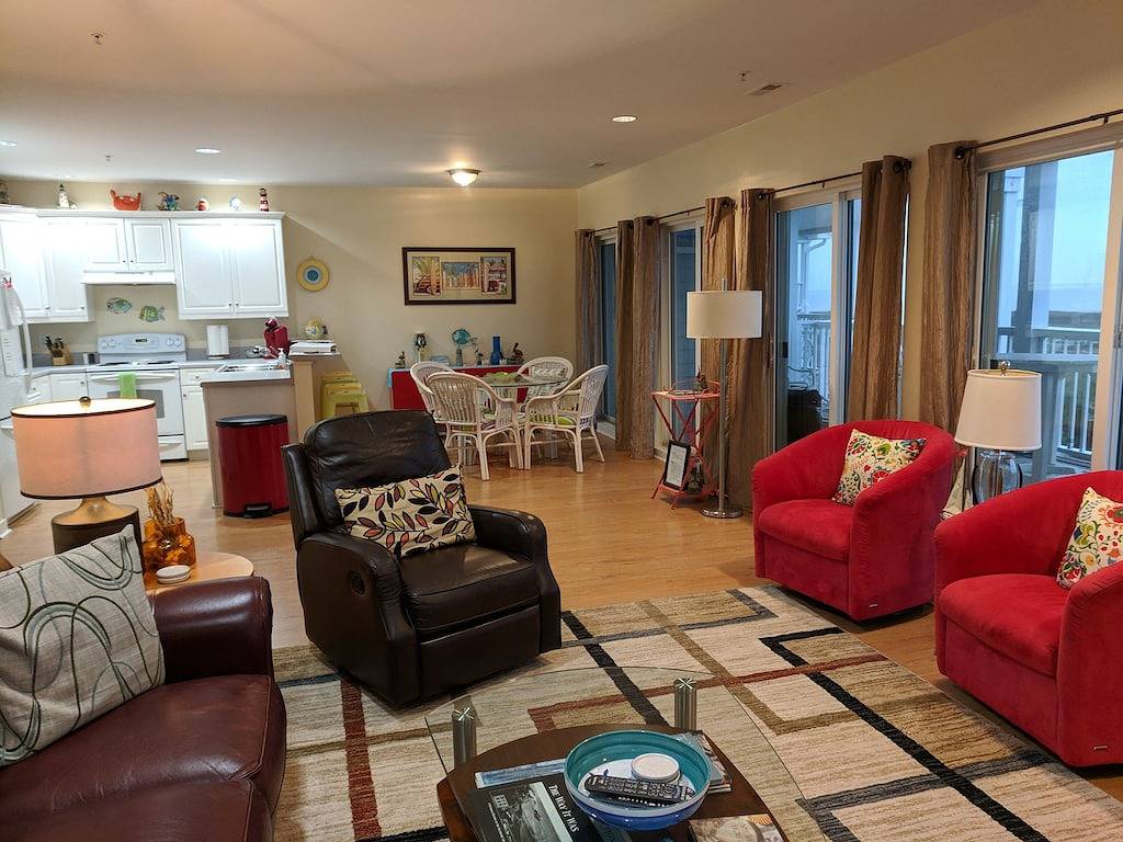 Ganze Wohnung, Keine Versteckten Gebühren! Southport Waterfront Condo, zu Fuß in die Innenstadt & Yacht Basin in Southport (NC), Brunswick County