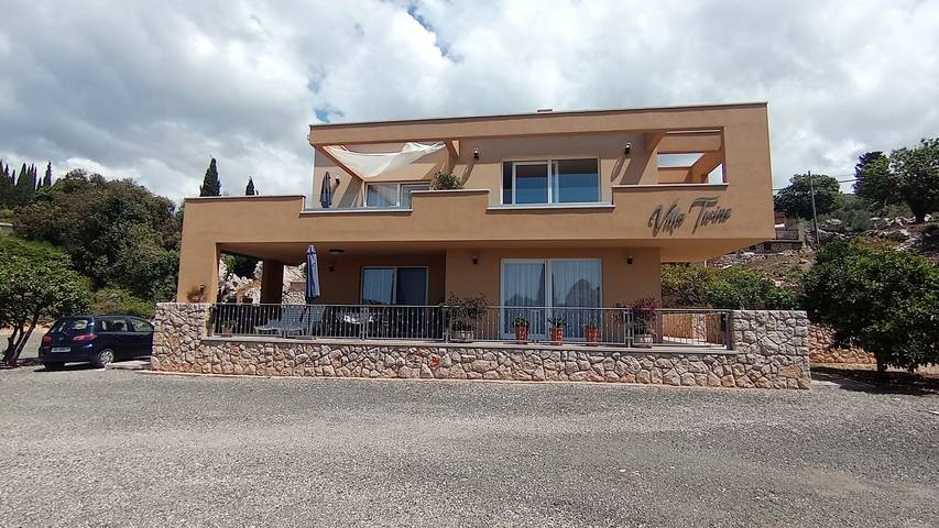 Ferienwohnung für 6 Personen, mit Garten und Terrasse