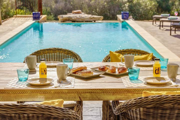 Wunderschöne Villa Can Xesquet mit Bergblick, Wlan in Ses Salines, Mallorca Süden