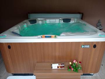 Chambre d’hôte pour 3 personnes, avec piscine ainsi que jacuzzi et jardin en Pyrénées-Atlantiques