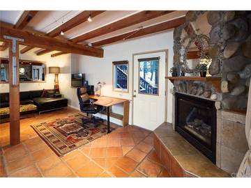 Vacation House for 12 Guests in Lake Arrowhead, San Bernardino County, Picture 4