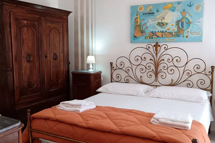 Gîte pour 6 personnes, avec jardin à Sorso - 3