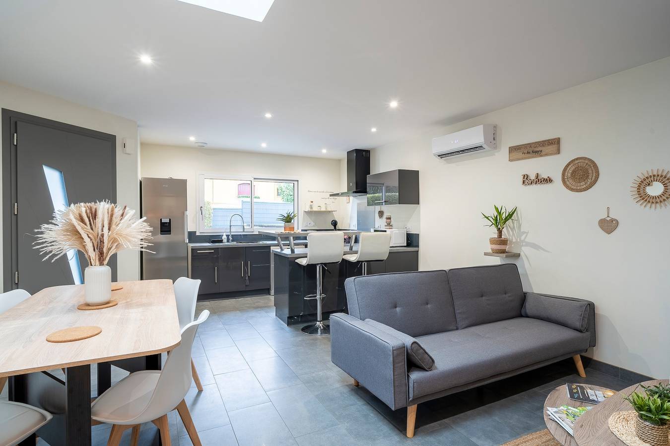 Entire apartment, L'Escapade du Petit Mas - Appt climatisé in Saint-Aurélien, Limoges region