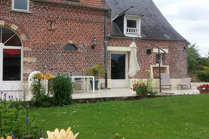 Gîte pour 6 personnes, avec Terrasse et Jardin