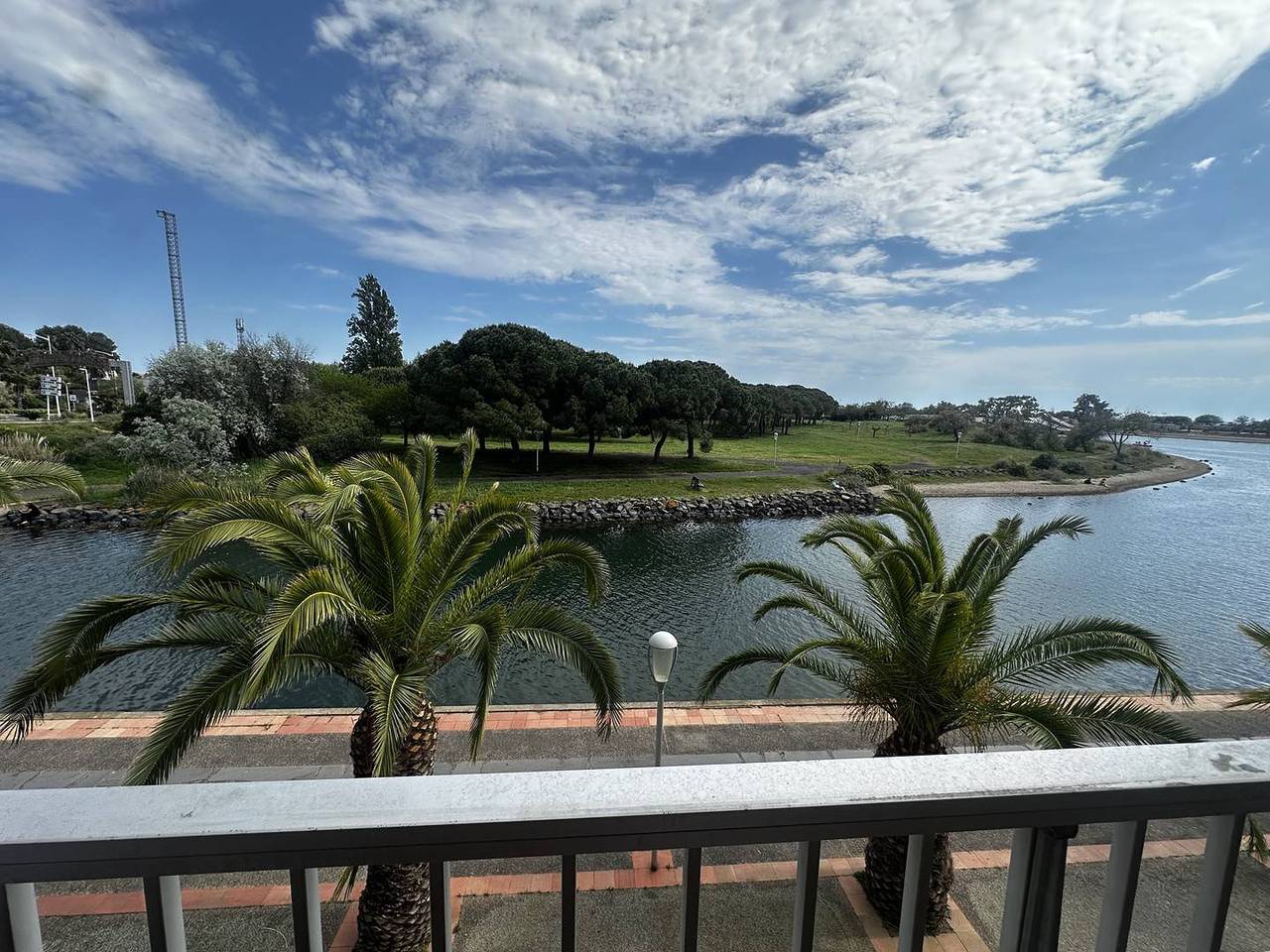 Monolocale intero, Studio cabine climatisé vue sur la lagon secteur Richelieu in Cap d'Agde, Agde