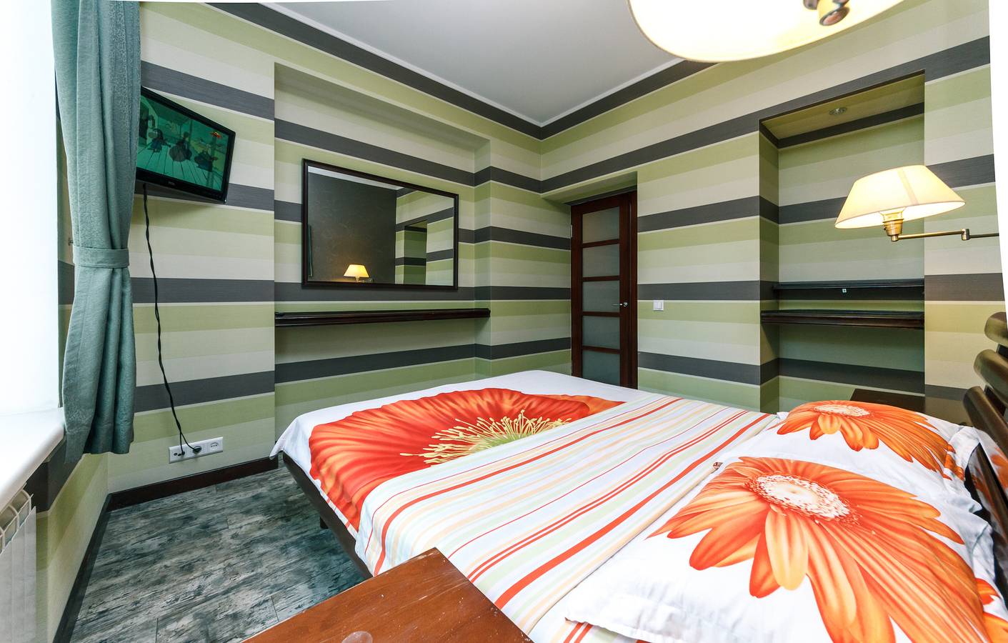 Ganze Wohnung, Ein Schlafzimmer, Chreschtschatyk-Str, 17 Zentrum von Kiew in Kiew, Ukraine