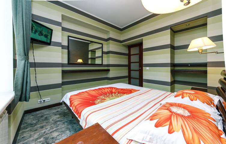 Ganze Wohnung, Ein Schlafzimmer, Chreschtschatyk-Str, 17 Zentrum von Kiew in Kiew, Ukraine