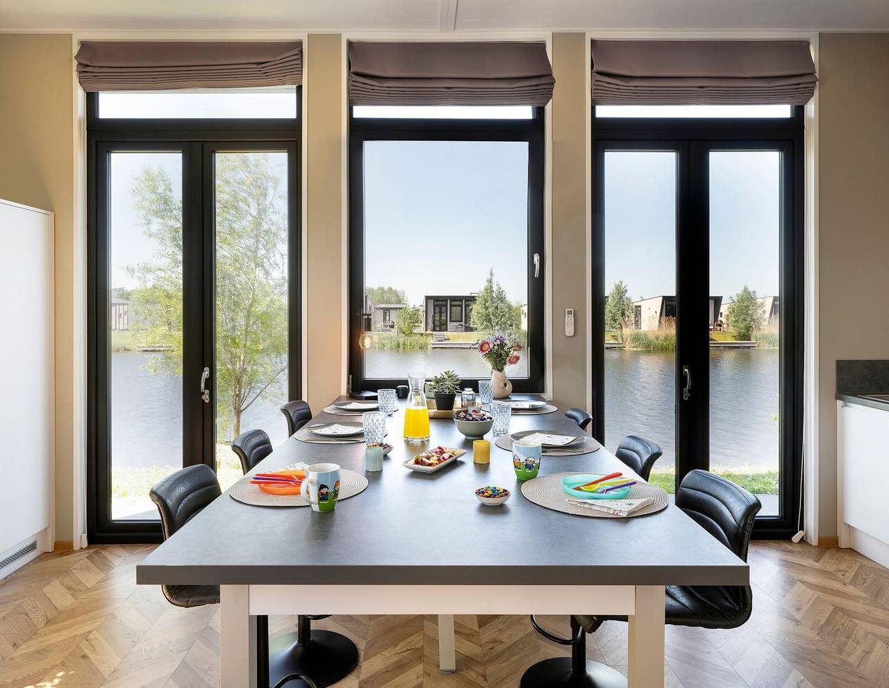 Chalet Waterfront in Kampen mit Airco, Steg und Terrasse in Kampen, Veluwemeer