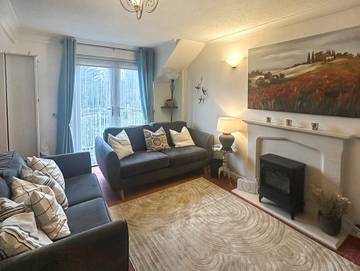 Log Cabin for 4 People in Dawlish, Devon, Photo 2
