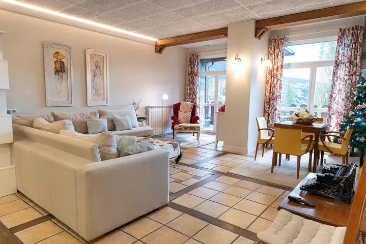 Ferienwohnung für 13 Personen, mit Ausblick und Seeblick sowie Garten, kinderfreundlich - 1