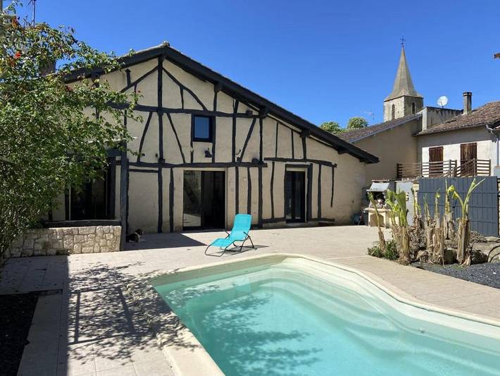 Maison de vacances pour 4 personnes, avec jardin ainsi que piscine et terrasse
