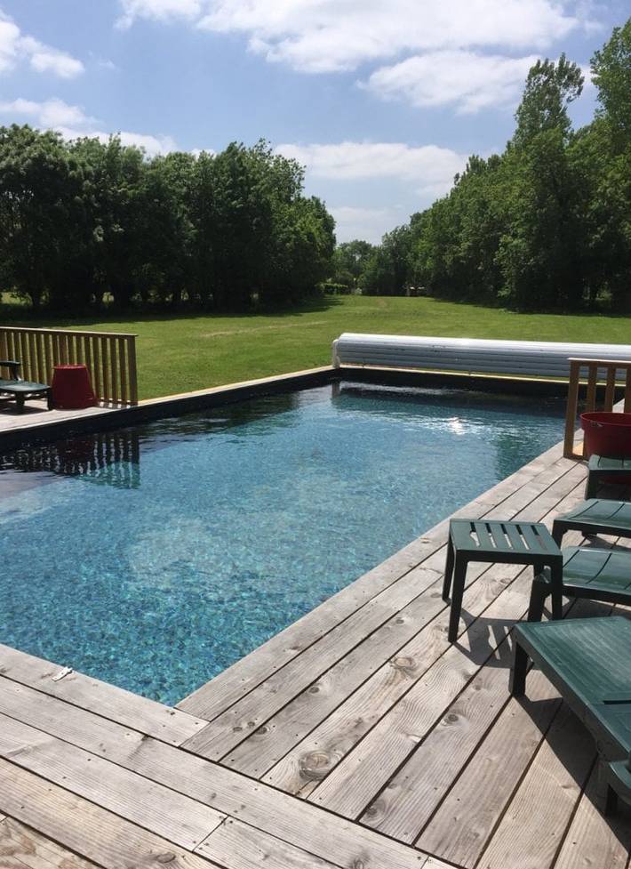 Location de vacances pour 3 personnes, avec jardin et piscine, animaux acceptés à Coulon - 2