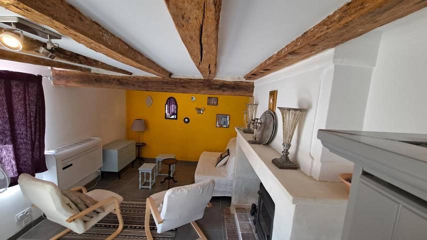Location de vacances pour 6 personnes, avec Terrasse ainsi que Jardin et Piscine à Chaveignes - 3