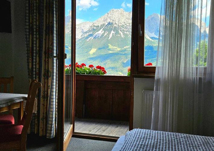BnB für 2 Personen, mit Balkon in Ellmau