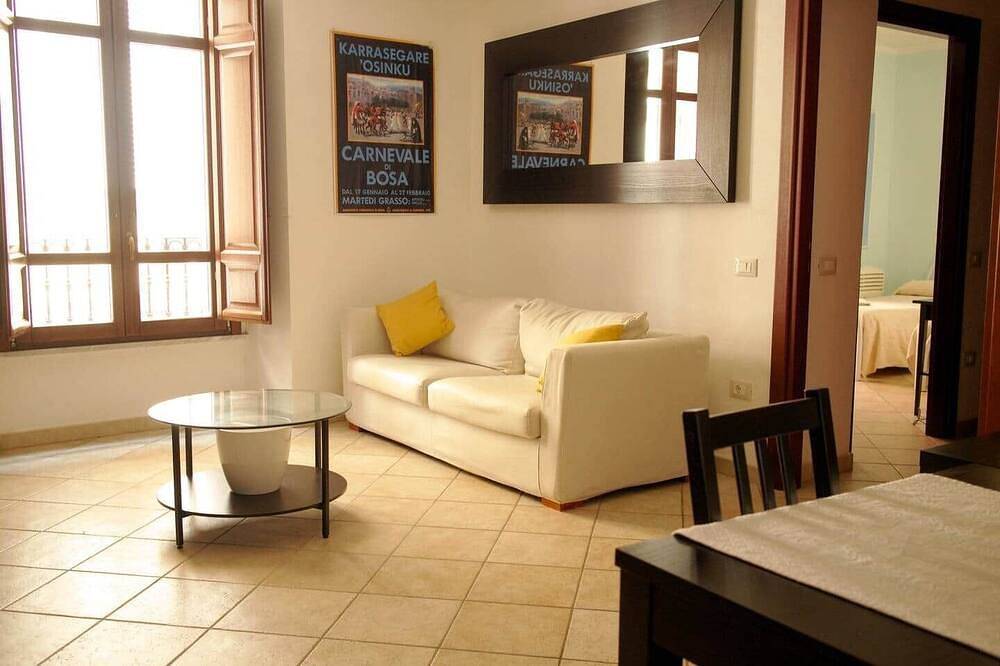 Ganze Wohnung, Sardinian Gallery Prenda 15 in Bosa, Planargia