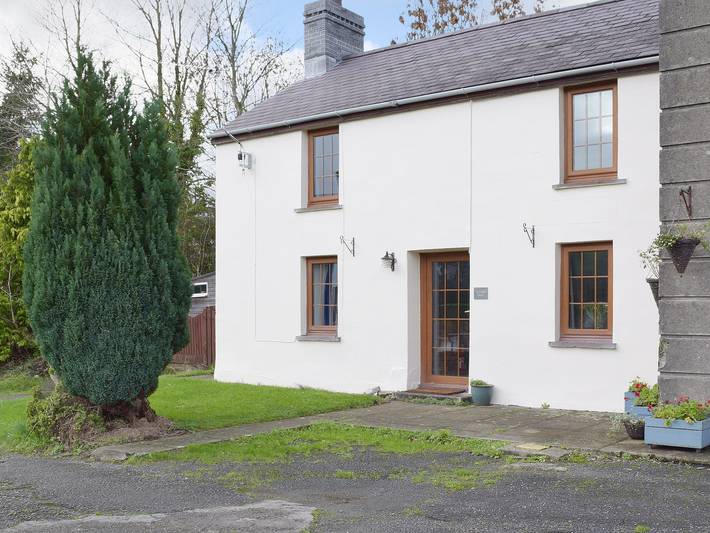 Cottage for 4 people, with Garden in St Dogmaels
