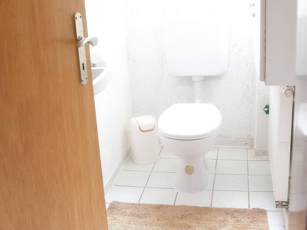 Ganze Wohnung, Ferienwohnung 'Haus Zur Bienenweide' mit Gemeinschaftsterrasse, Balkon und Wi-Fi in Schömberg, Nordschwarzwald