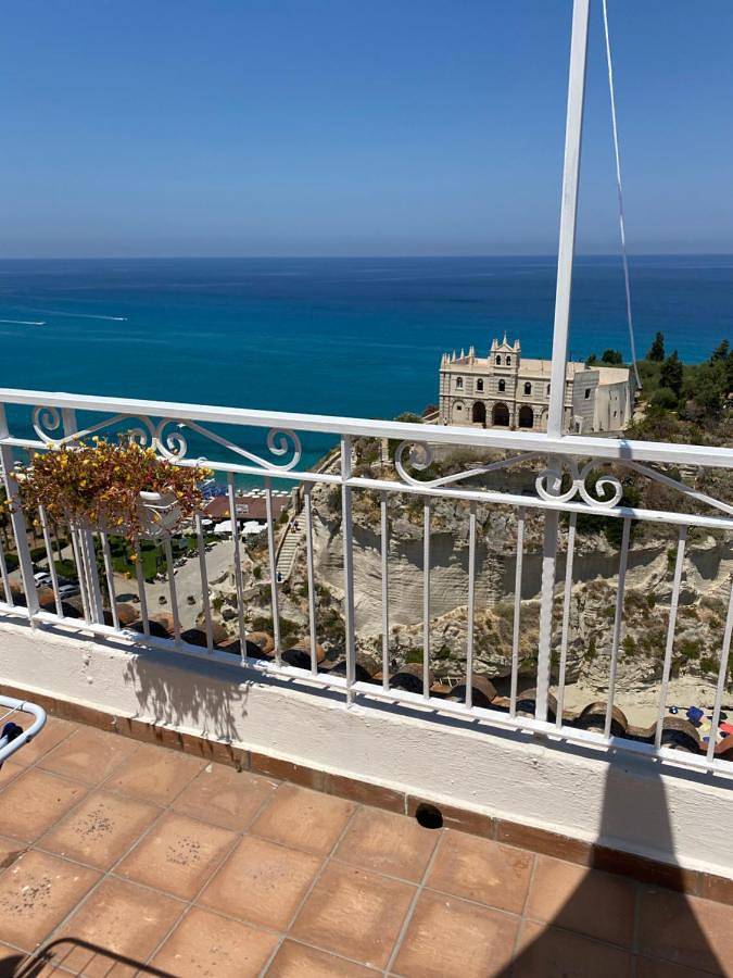 B&b per 3 persone, con Balcone e Terrazza nonché Panorama a Tropea