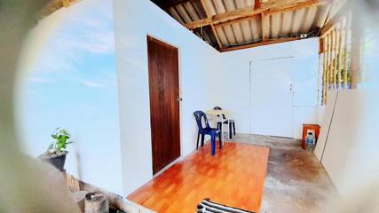 Maison d’hôte pour 2 personnes, avec terrasse ainsi que piscine et vue dans Koh Phangan