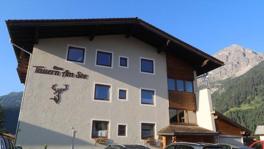 Ferienwohnung für 6 Personen, mit Garten und Ausblick sowie Terrasse in Heiterwang