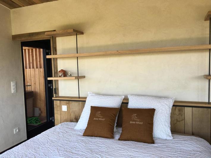 Location de vacances pour 2 personnes, avec jacuzzi ainsi que sauna et jardin dans Dochamps - 3