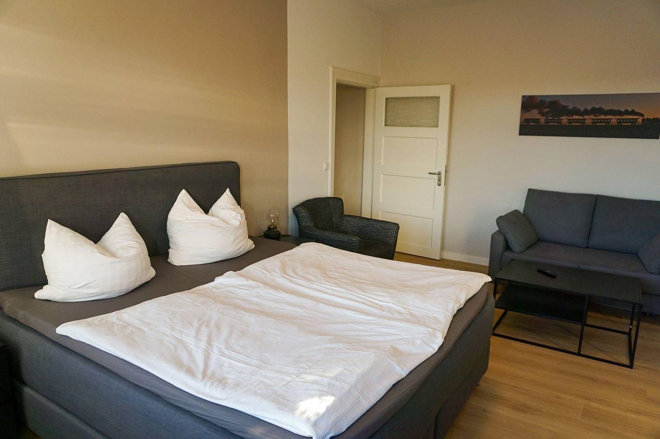 Ganzes Studio, Mollibahnhof West - Ferienwohnung 01 in Kühlungsborn, Mecklenburgische Ostseeküste