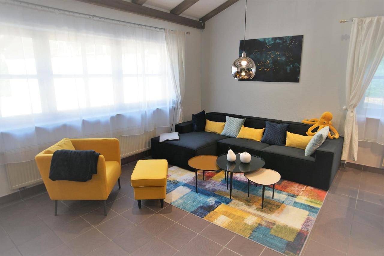 Mill Valley Villa in Deutsches Eck, Koblenz