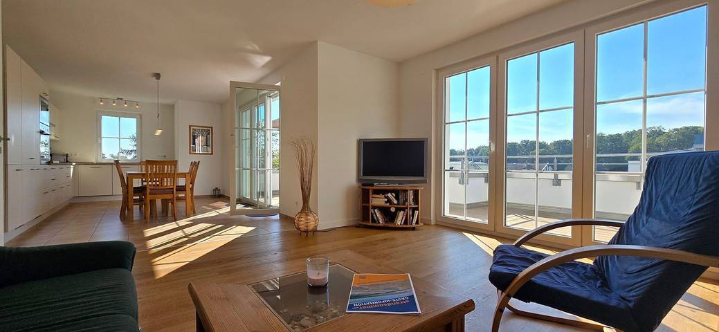 Appartement entier, Strandnahe 3-Zi.-Fewo (ca.102 m²) mit großen Balkon und Fahrstuhl in Graal-Müritz, Rostock et ses environs