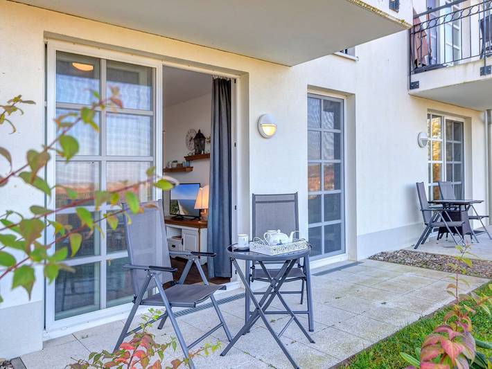 Ferienwohnung für 2 Personen, mit Terrasse und Sauna sowie Seeblick in Benz - 4