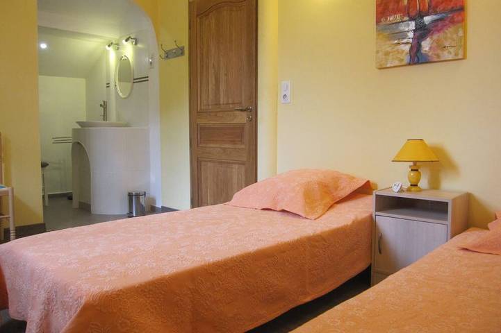 Location de vacances pour 8 personnes, avec jardin à Rapale - 4