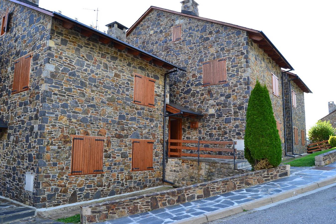 Apartamento entero, Apartamento de vacaciones para 8 personas con terraza in Ger, Pirineo Catalan