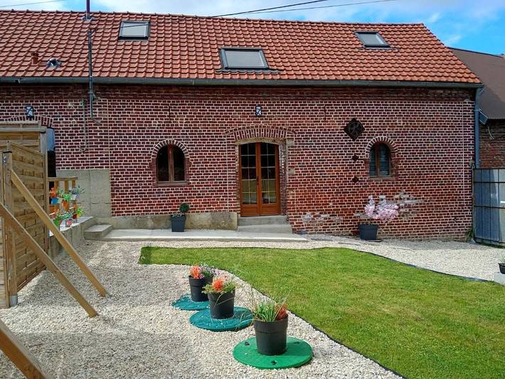 Location de vacances pour 8 personnes, avec Terrasse et Jardin à Courcelles-au-Bois