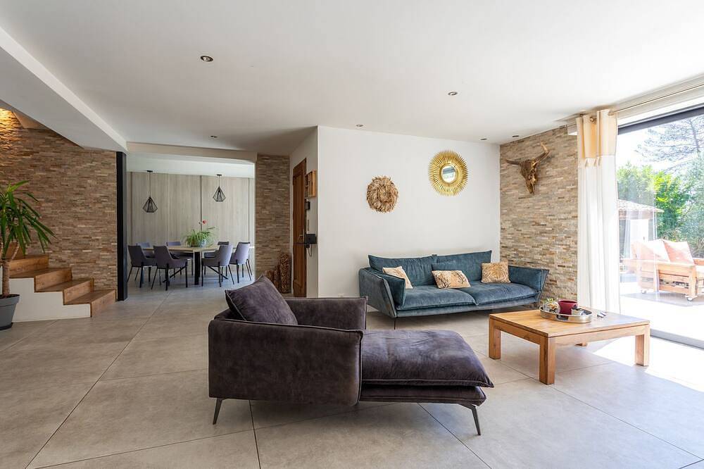 Renovated Zen villa - 4 bedrooms, private basketball court in Mougins, Mittelmeerküste (Frankreich)