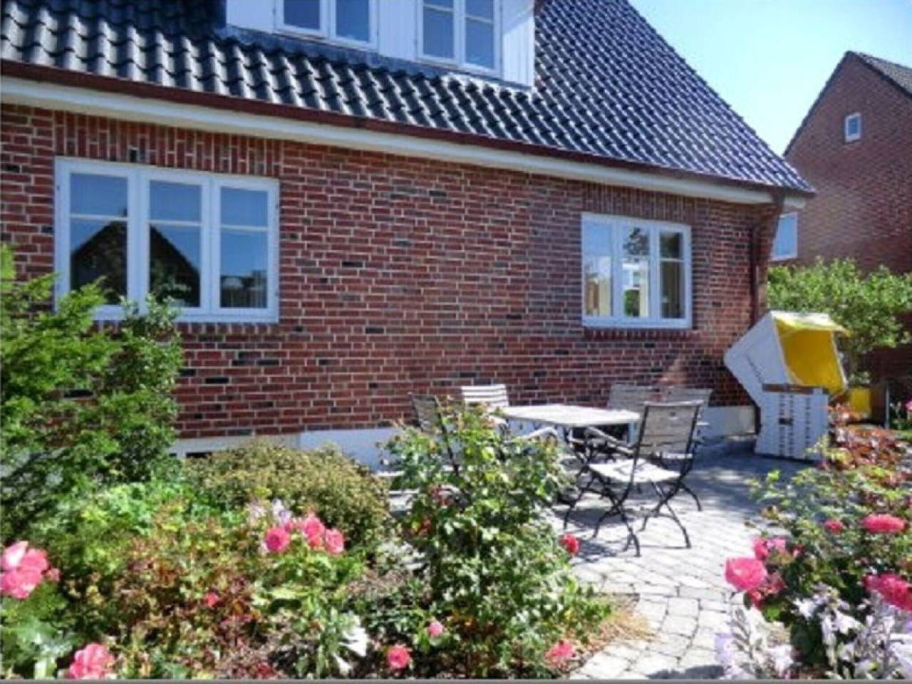 Ferienhaus in Wyk mit Schwimmbecken in Wyk auf Föhr (Stadt), Wyk auf Föhr