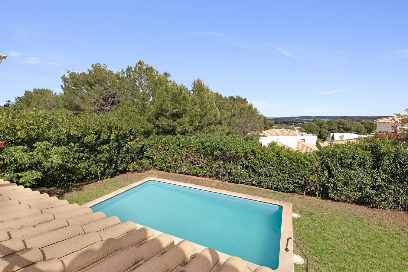 Casa de vacaciones 'Tres' con piscina privada, terraza privada y Wi-Fi in Coves Noves, Es Mercadal