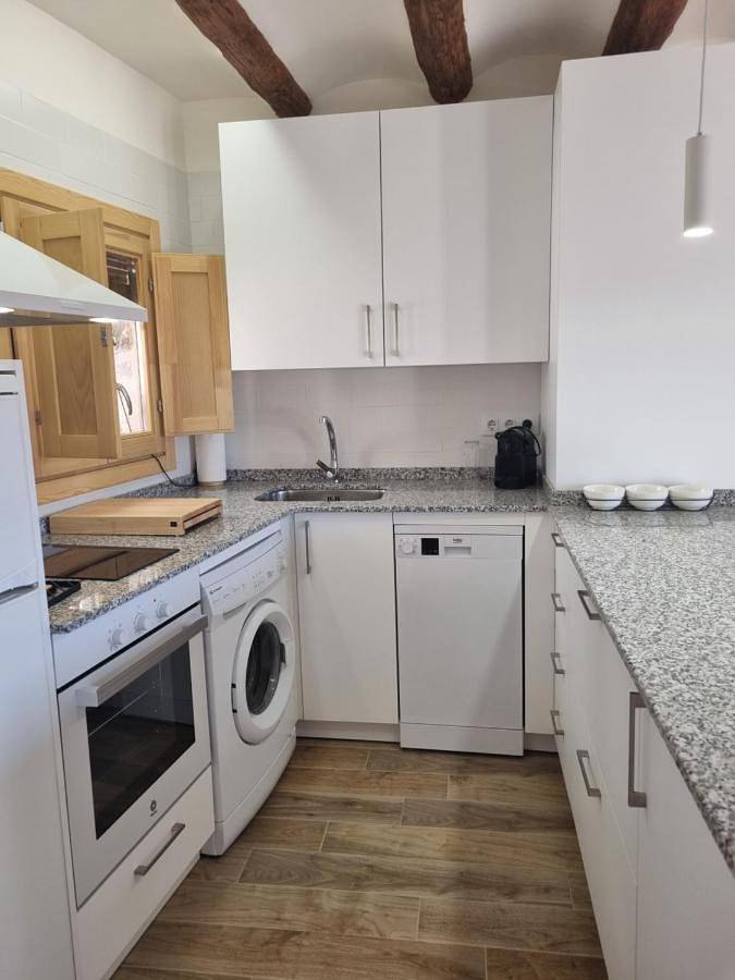 Gîte pour 3 personnes, avec balcon et vue à Arnes - 3