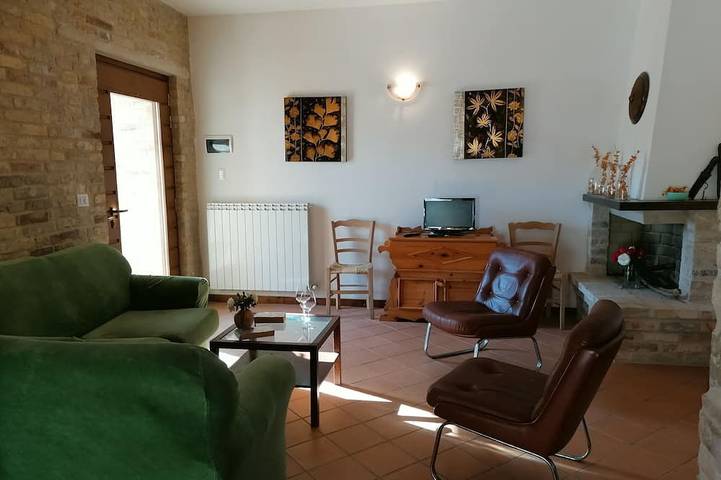 A 5 minuti dal mare, terrazza panoramica. il melograno borgocasalcristiana in Torre di Palme, Fermo