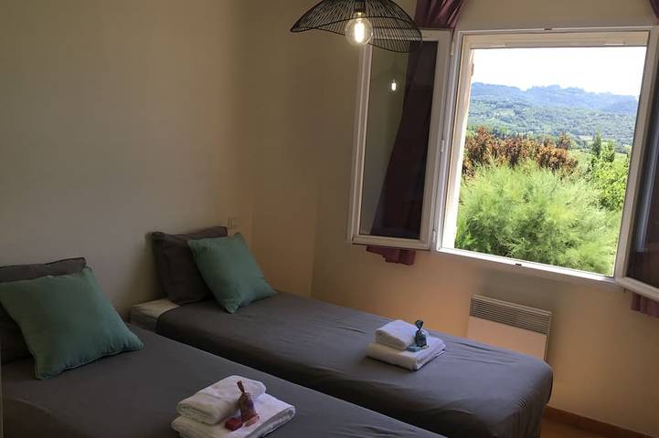 Location de vacances pour 8 personnes, avec jardin et terrasse à Séguret - 3