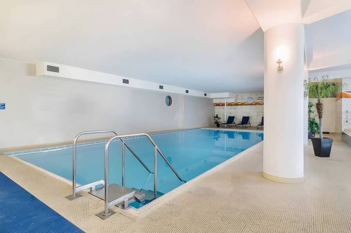Ganze Wohnung, Apartment See Sun mit Innenpool und Sauna in Oberuhldingen, Uhldingen-Mühlhofen