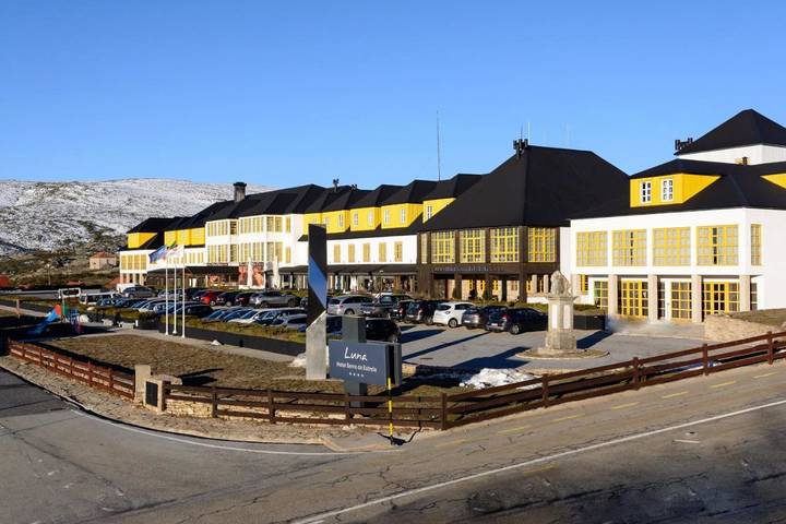 Hôtel pour 3 personnes, avec piscine et jardin à Covilhã