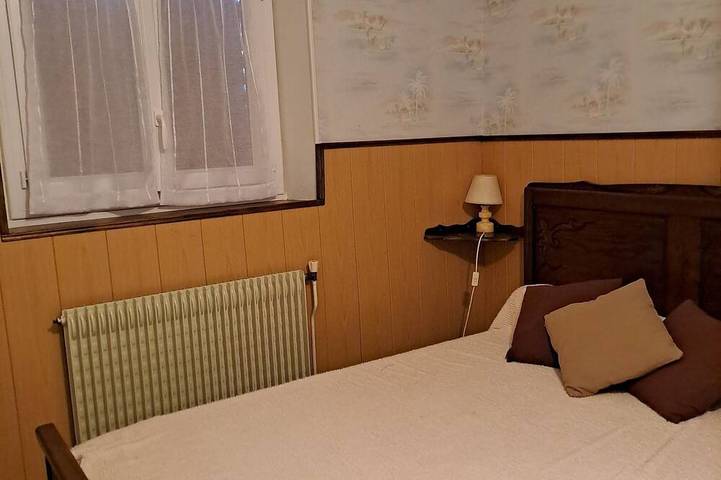 Location de vacances pour 6 personnes, avec jardin à Viersat - 3