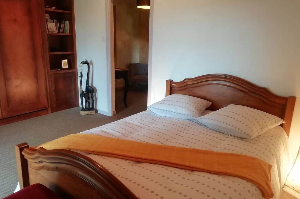 Chez Sophie et Gilles, une parenthèse verdoyante et cosy in Monistrol-sur-Loire, Haute-Loire