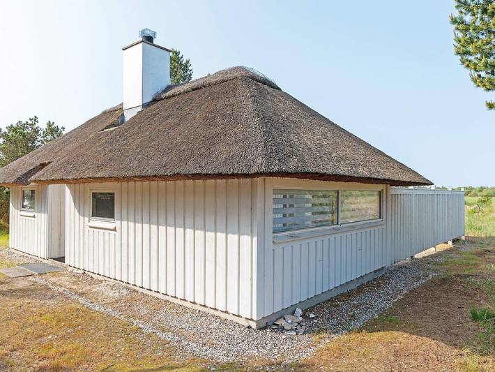 Ferienhaus für 8 Personen, mit Pool in Kollerup Strand