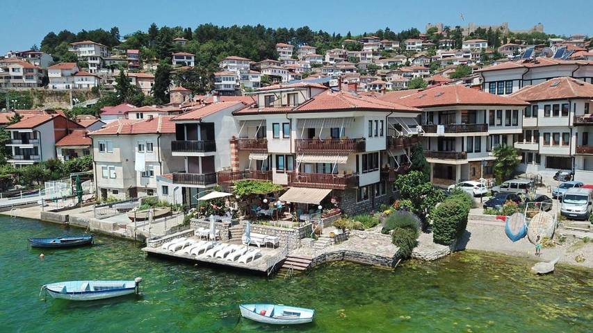 Maison d’hôte pour 2 personnes, avec Balcon et Terrasse ainsi que Jardin et Vue dans Ohrid