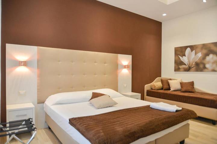Apartment for 5 people, with balcony/terrace in Rome
