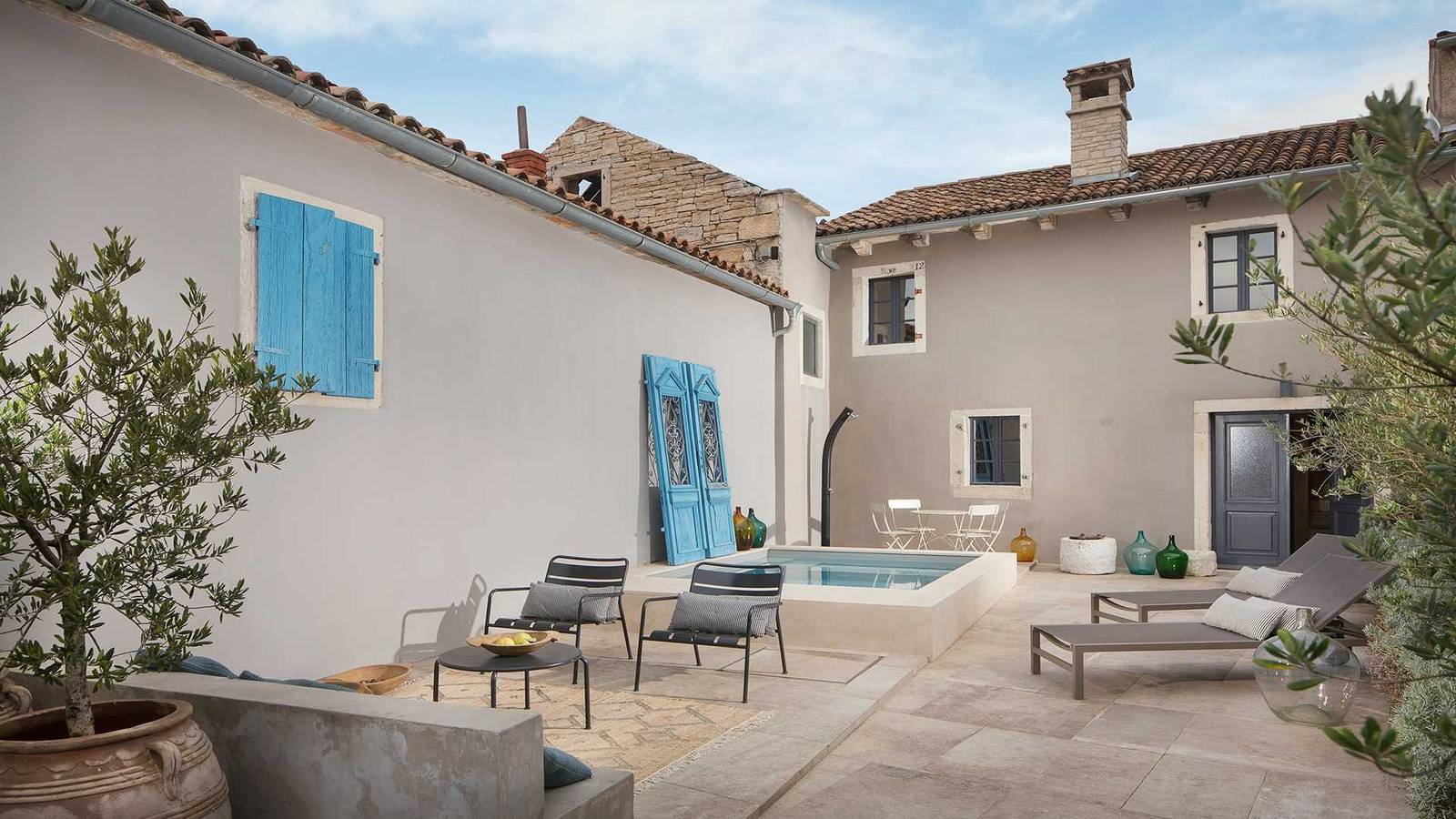 Villa für 6 Personen mit Terrasse in Radetići, Zentralistrien