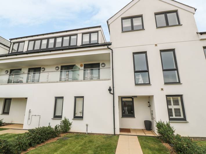 Holiday rental for 6 people, with terrace in St. Merryn