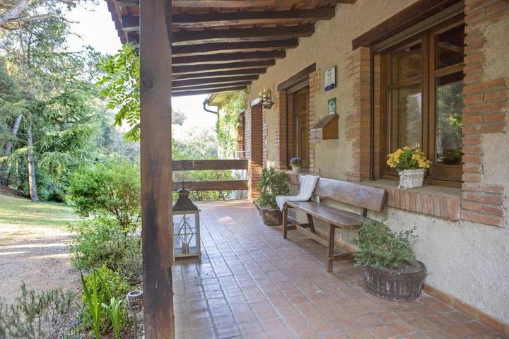 Casa rural para 4 personas, con Terraza además de Jardín y Vistas en Osona - 2