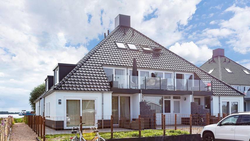Villa voor 4 personen, met tuin en balkon in Friesland